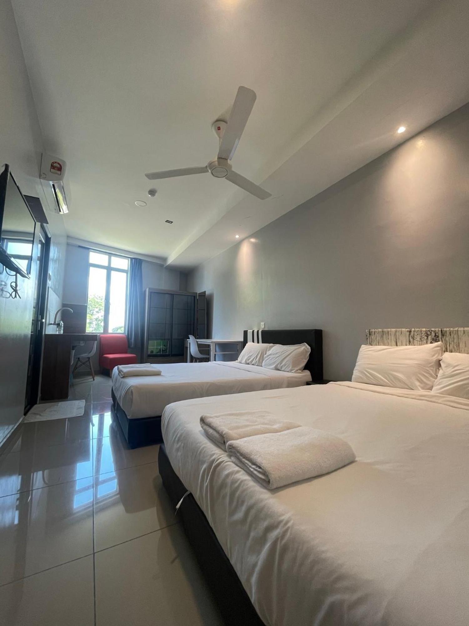 Reno Hotel Ipoh Exterior photo