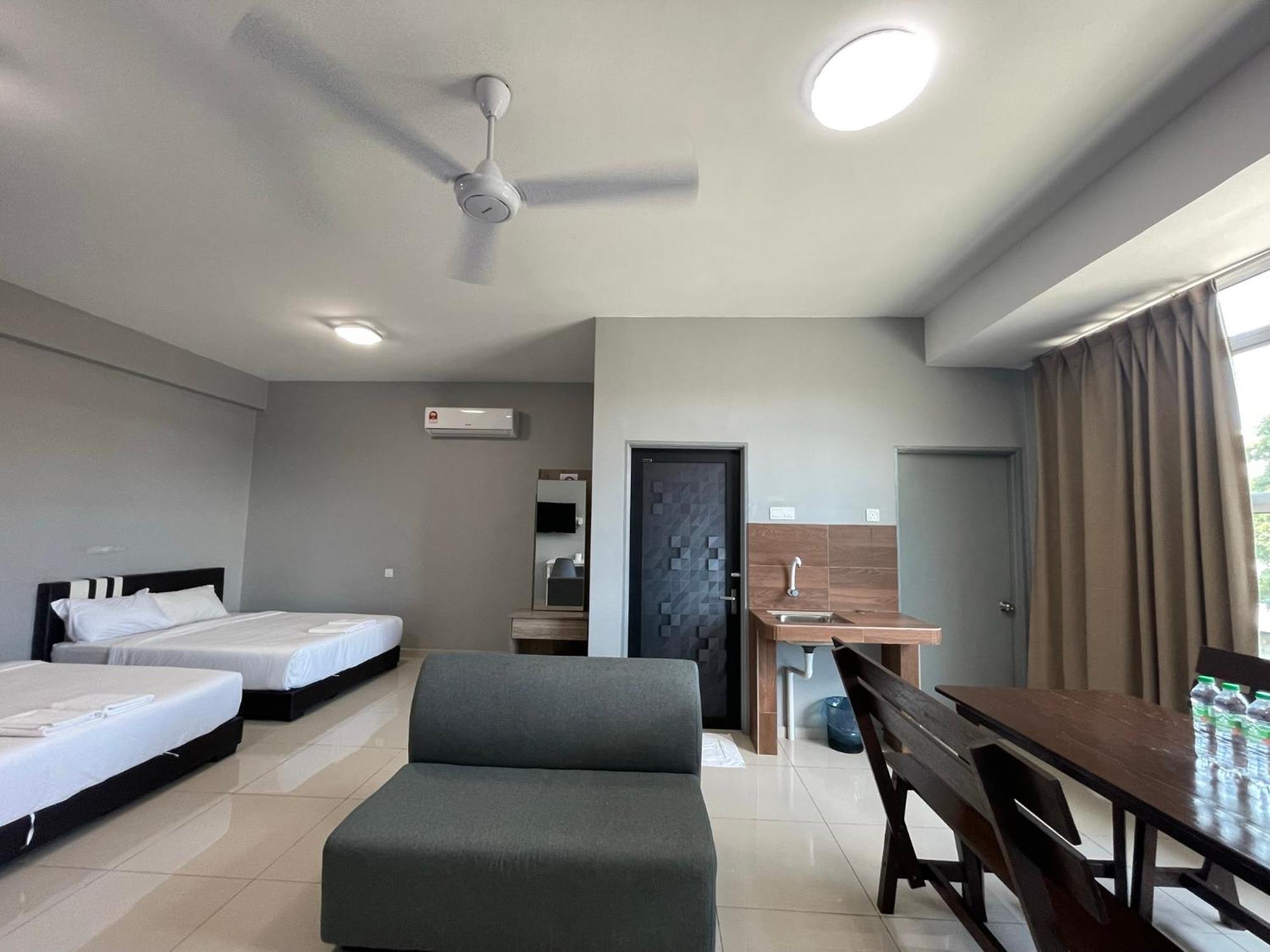 Reno Hotel Ipoh Exterior photo